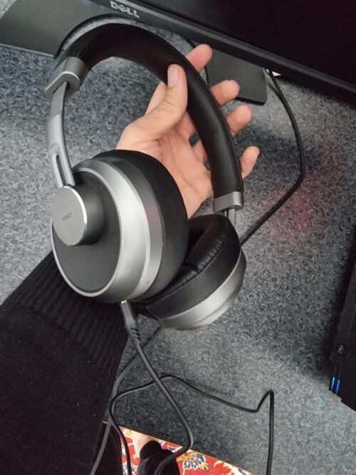 بلوتوثی آکی مدل EP B52 V2 3